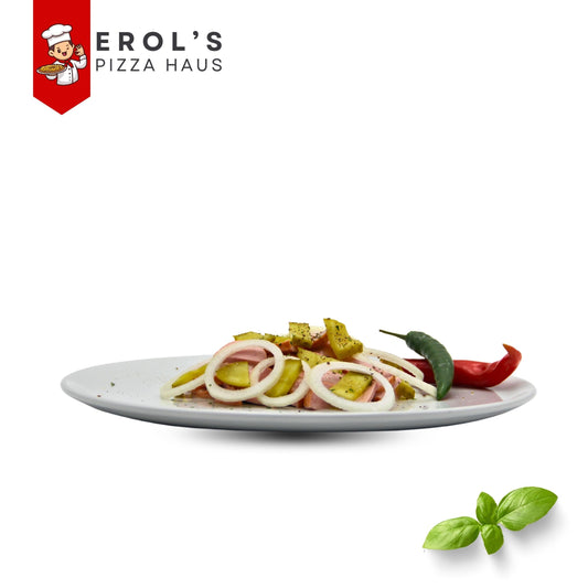 Wurstsalat Garniert mit käse